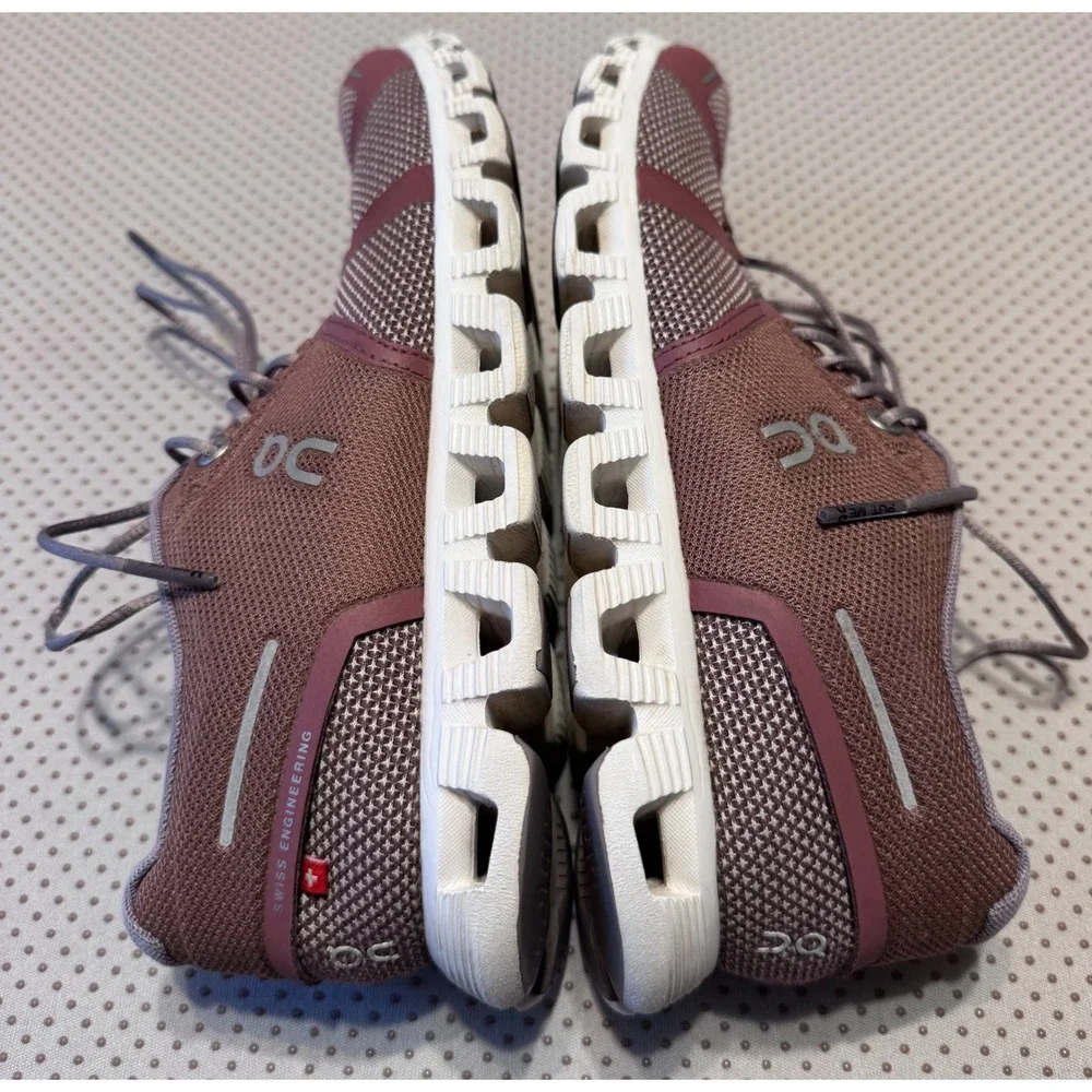 On Cloud Women's Running Shoes Rose Grey Mesh Swiss Engineering 7.5